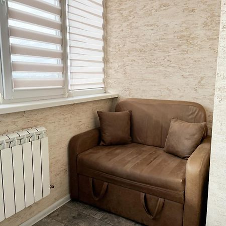 Апартаменты 0147 New Flat Near Airport Zhulyany Sofievskaya Borshchagovka Киев Экстерьер фото